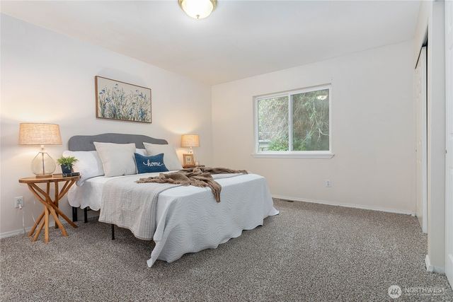 5228 Richmond Crescent, Blaine, WA 98230