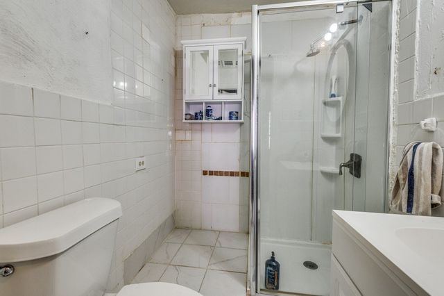 2435 Sharon Street, Dallas, TX 75211