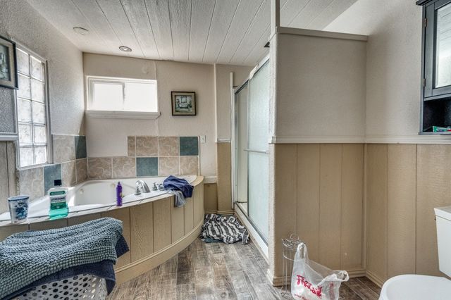 2435 Sharon Street, Dallas, TX 75211