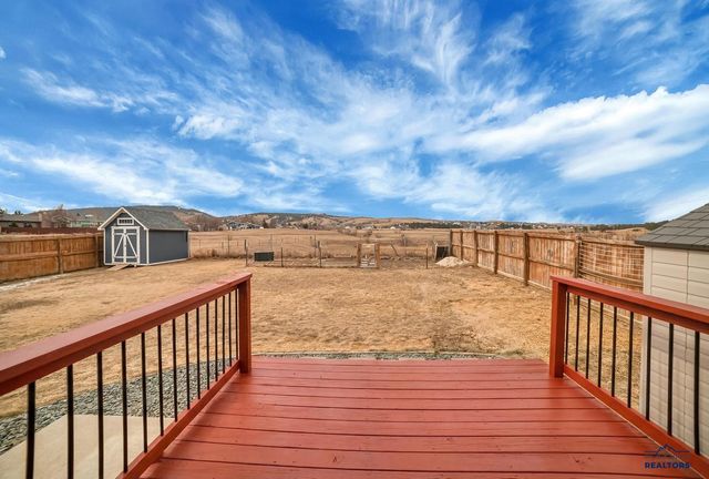 4633 THREE RIVERS DR, Rapid City, SD 57701