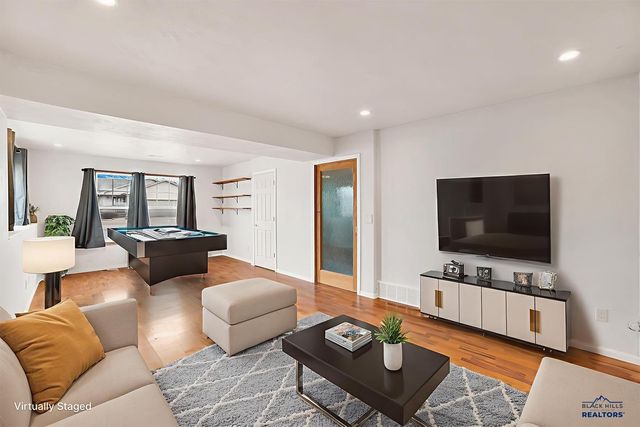 4633 THREE RIVERS DR, Rapid City, SD 57701