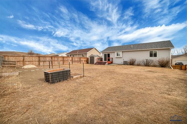 4633 THREE RIVERS DR, Rapid City, SD 57701