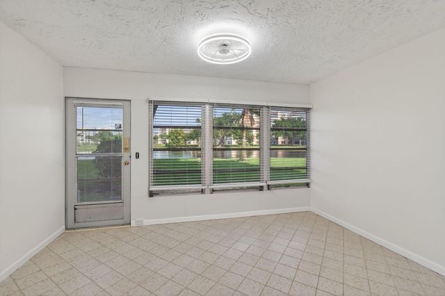 26 Abbey Lane 108, Delray Beach, FL 33446