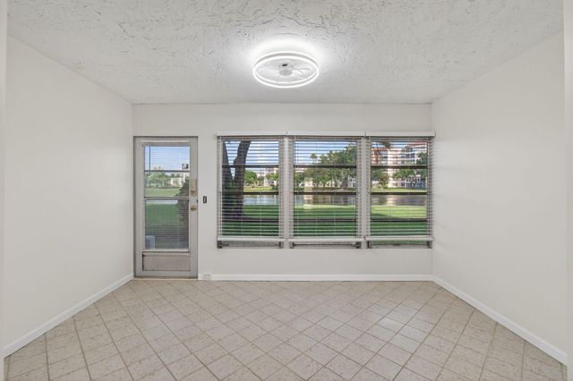 26 Abbey Lane 108, Delray Beach, FL 33446
