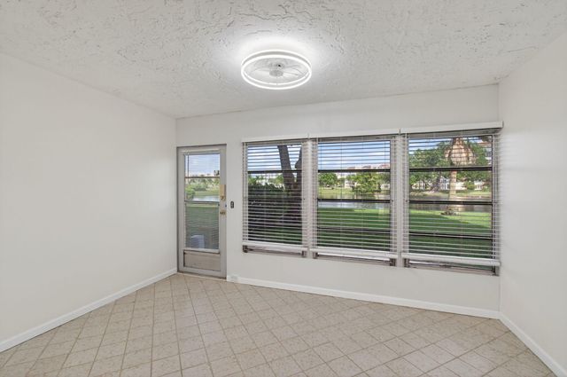 26 Abbey Lane 108, Delray Beach, FL 33446