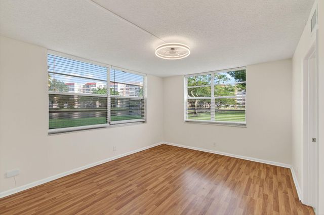 26 Abbey Lane 108, Delray Beach, FL 33446