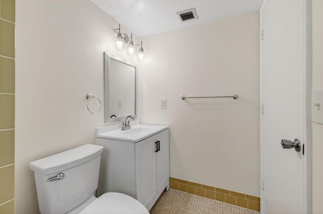 26 Abbey Lane 108, Delray Beach, FL 33446