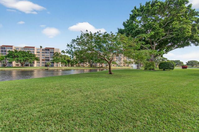 26 Abbey Lane 108, Delray Beach, FL 33446