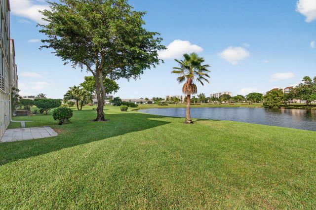26 Abbey Lane 108, Delray Beach, FL 33446