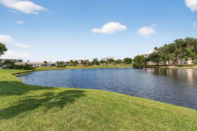 26 Abbey Lane 108, Delray Beach, FL 33446