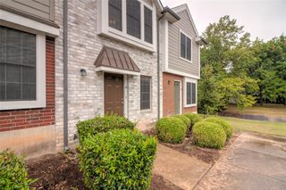 202 S College ST 2, Georgetown, TX 78626