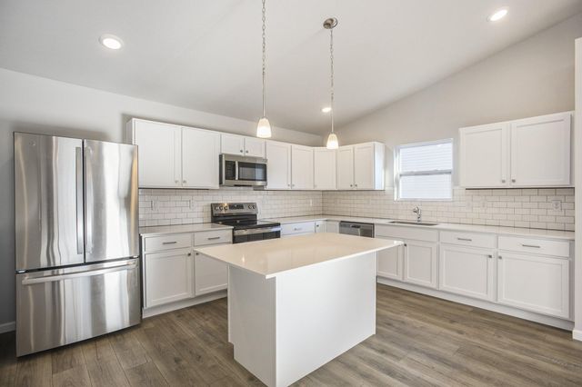 1029 Foxglove Avenue, Vicksburg, MI 49097