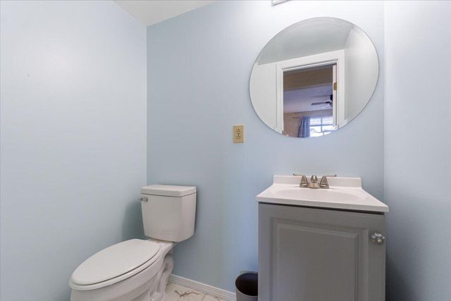 4950 Amberwood Lane, North Charleston, SC 29418