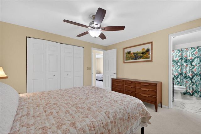 4950 Amberwood Lane, North Charleston, SC 29418