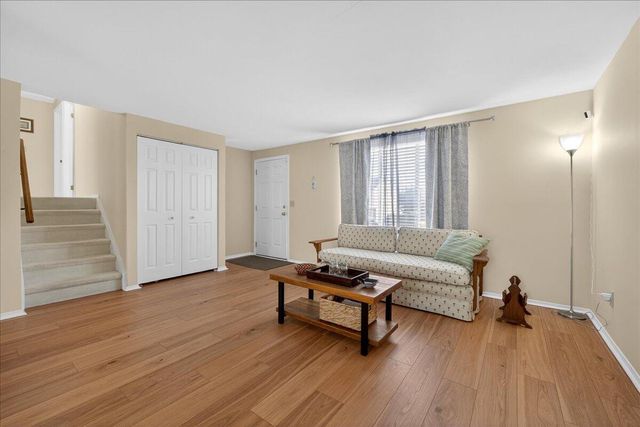 4950 Amberwood Lane, North Charleston, SC 29418