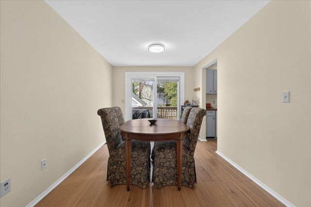 4950 Amberwood Lane, North Charleston, SC 29418