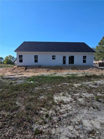 135 Barberry Road, Raeford, NC 28376