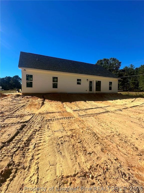135 Barberry Road, Raeford, NC 28376 — photo 4