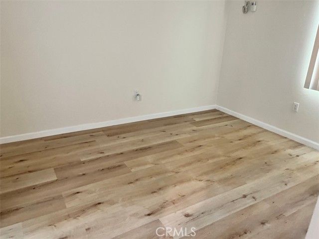 2034 E 77th Street, Los Angeles, CA 90001