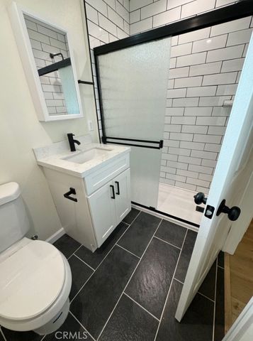 2034 E 77th Street, Los Angeles, CA 90001