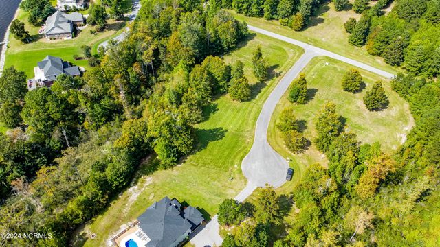 43d Eagles Nest Court, Hertford, NC 27944