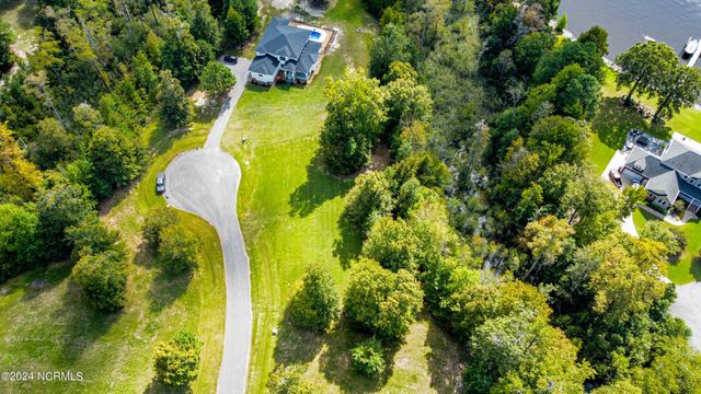43d Eagles Nest Court, Hertford, NC 27944