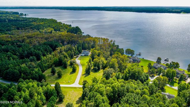 43d Eagles Nest Court, Hertford, NC 27944