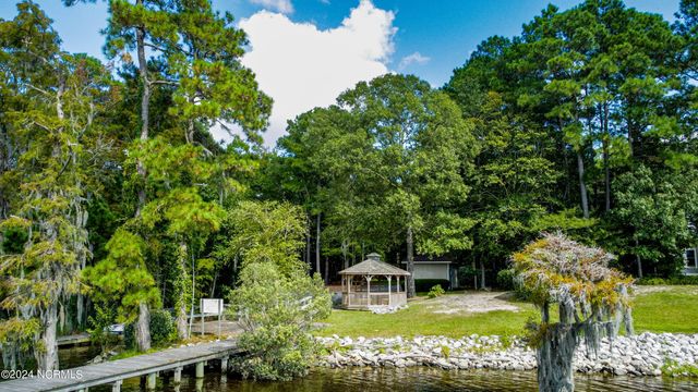 43d Eagles Nest Court, Hertford, NC 27944