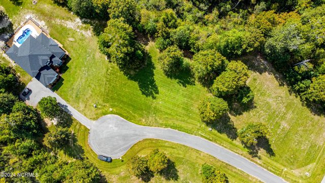 43d Eagles Nest Court, Hertford, NC 27944