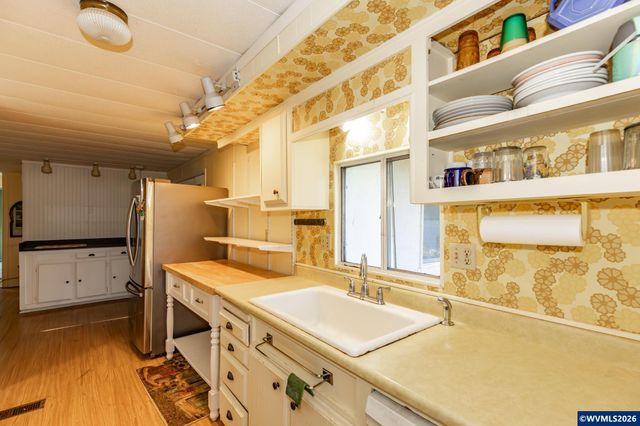 29373 Santiam Terrace Rd, Lebanon, OR 97355