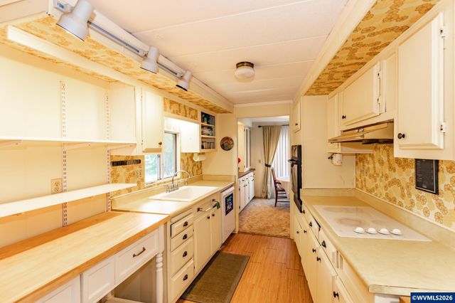 29373 Santiam Terrace Rd, Lebanon, OR 97355