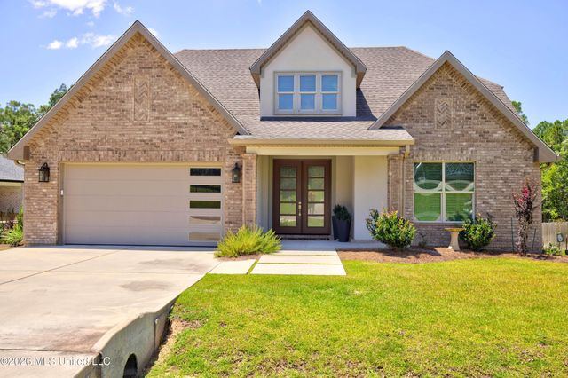 7523 Crooked Stick Drive, Diamondhead, MS 39525