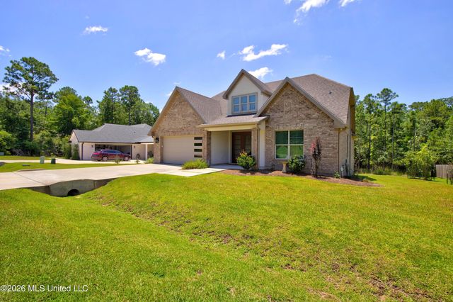 7523 Crooked Stick Drive, Diamondhead, MS 39525