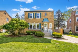 2315 Downing Avenue, Westchester, IL 60154