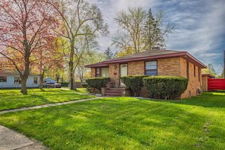 202 Searles Avenue, Benton Harbor, MI 49022