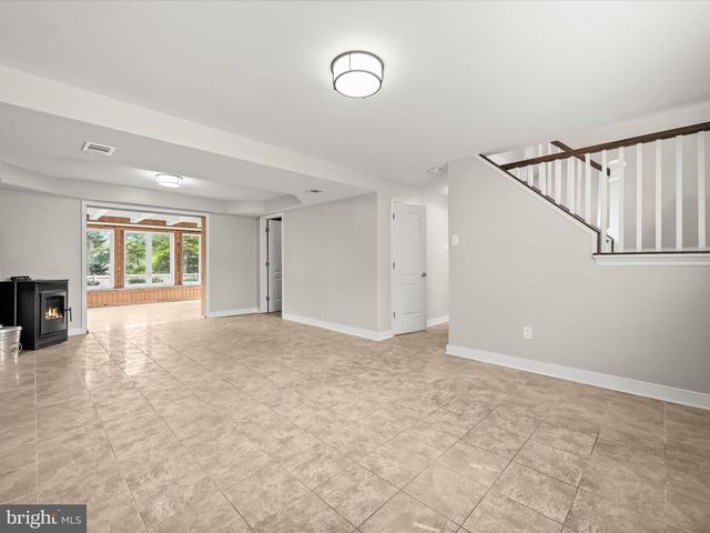 7824 ACORN BANK, Pasadena, MD 21122