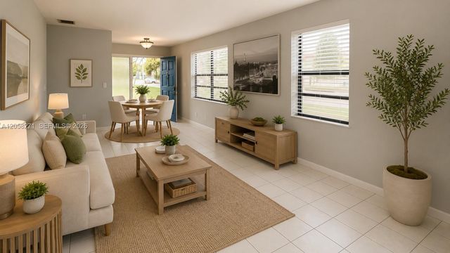 10900 NW 7th St 101, Miami, FL 33172