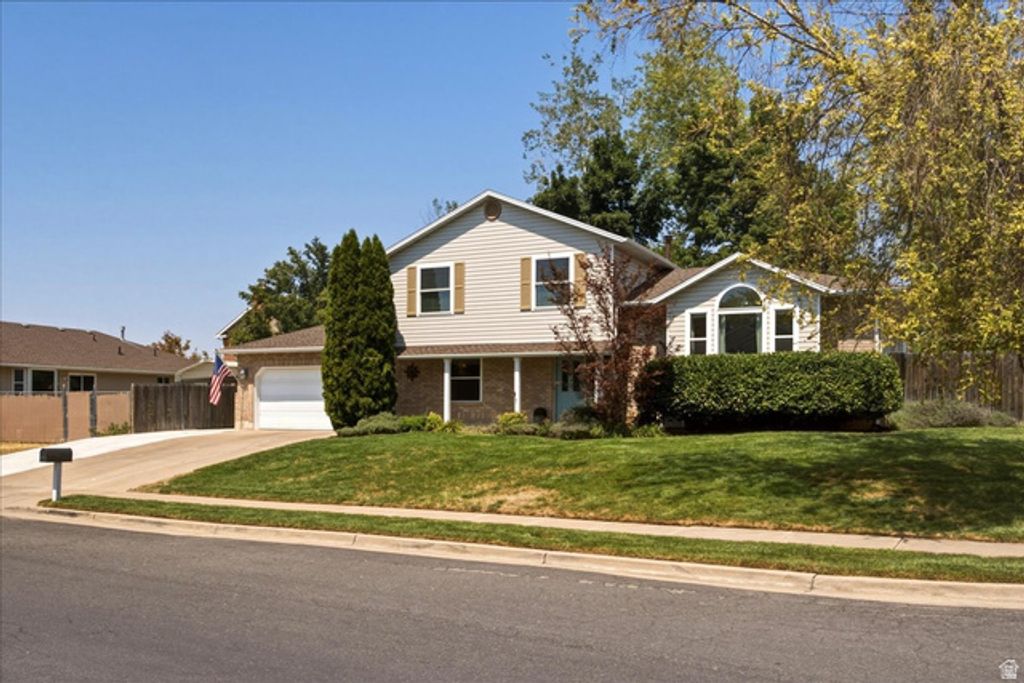 1915 E 1275 N, Layton, UT 84040