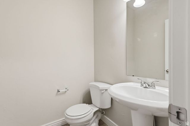 10646 S CAVE RUN LN, South Jordan, UT 84009
