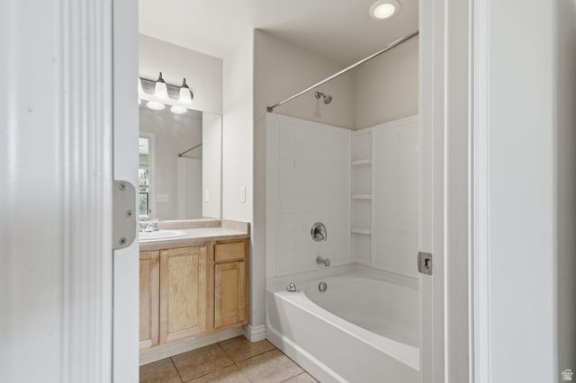 10646 S CAVE RUN LN, South Jordan, UT 84009