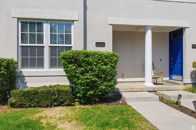 10646 S CAVE RUN LN, South Jordan, UT 84009