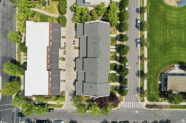 10646 S CAVE RUN LN, South Jordan, UT 84009