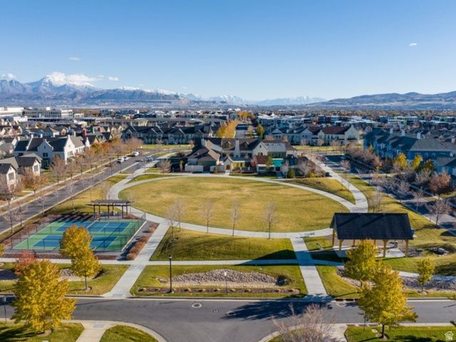 10646 S CAVE RUN LN, South Jordan, UT 84009