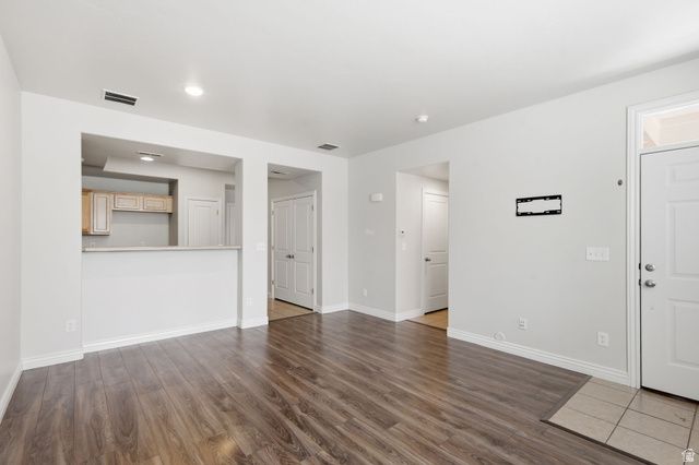 10646 S CAVE RUN LN, South Jordan, UT 84009