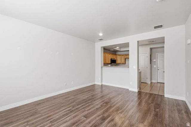10646 S CAVE RUN LN, South Jordan, UT 84009