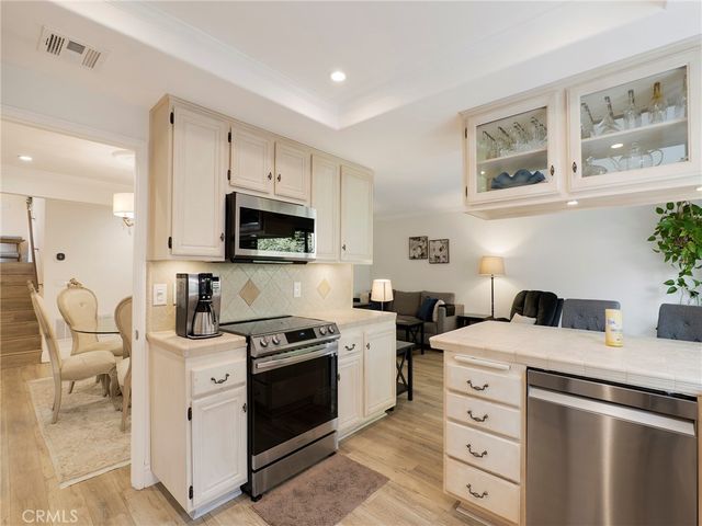 796 N Valley, Westlake Village, CA 91362