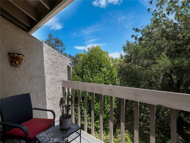 796 N Valley, Westlake Village, CA 91362