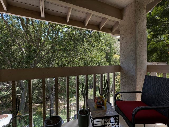 796 N Valley, Westlake Village, CA 91362