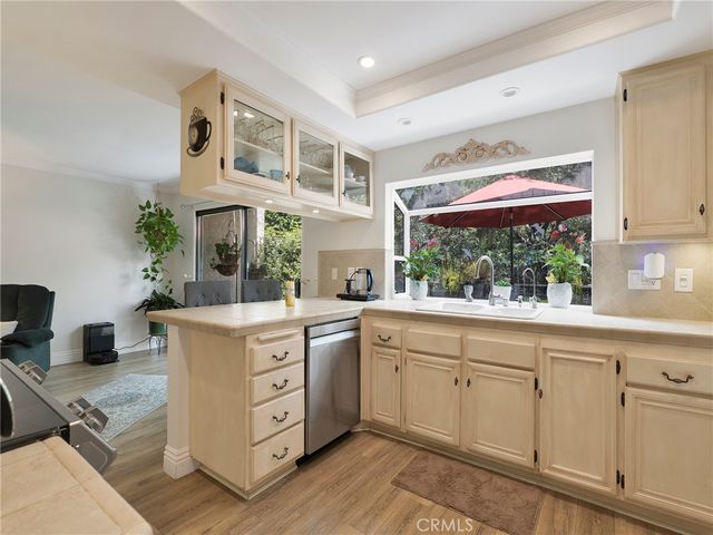 796 N Valley, Westlake Village, CA 91362