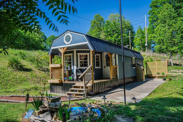 22 Randa Smith Road, Beattyville, KY 41311